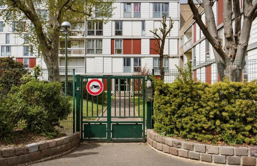 Chambre D'Hote Chez Marie-Jeanne Pierrefitte-sur-Seine Exterior photo